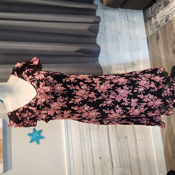 NWT Paradise NY Women's Lined Floral Maxi Dress sz 2X - Picture 1 of 8